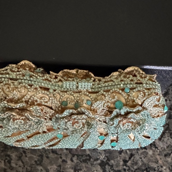 Gold and pale Green high quality Embellished Clutch NWT - Picture 5 of 13